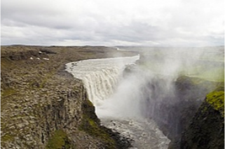 Исландия. Водопад Деттифосс - самый большой в Европе